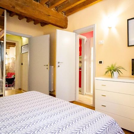 Antica Piazza Apartment By Tuscanywego Lucca Exterior photo