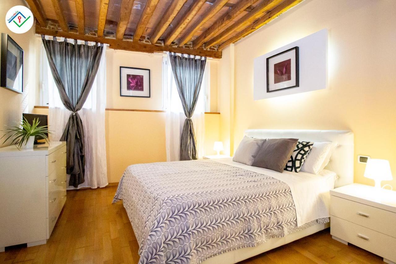 Antica Piazza Apartment By Tuscanywego Lucca Exterior photo